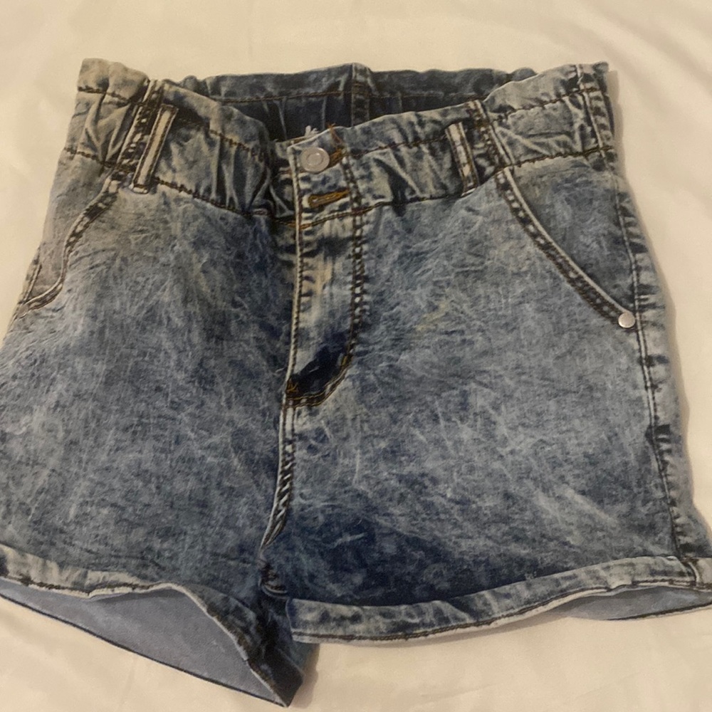 Denim shorts - 2 buttons